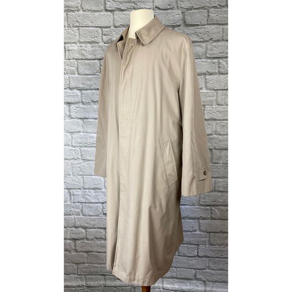 London Fog Men's Straight Khaki Trench - Picture 3 of 9